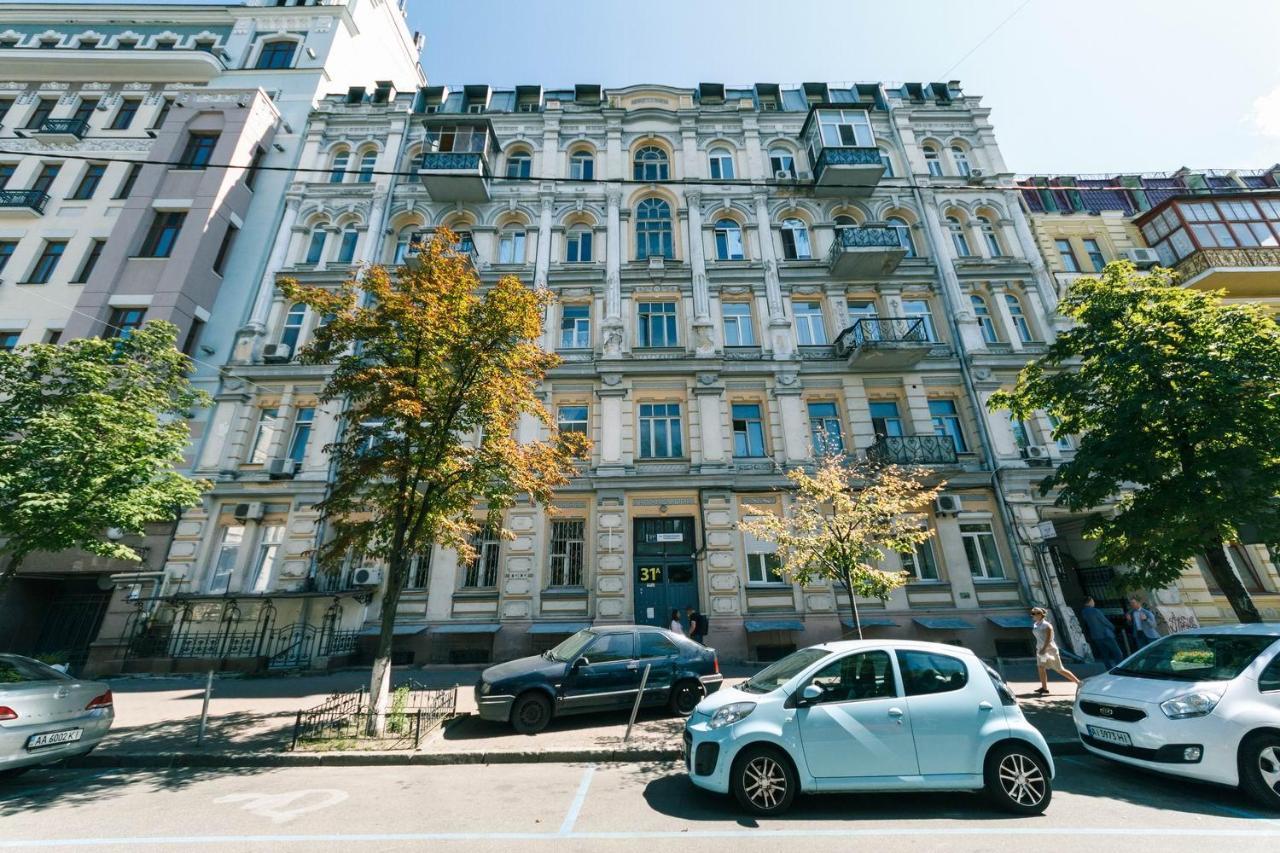 Vip Near Premier Palace & Arena City Kyiv Exterior photo