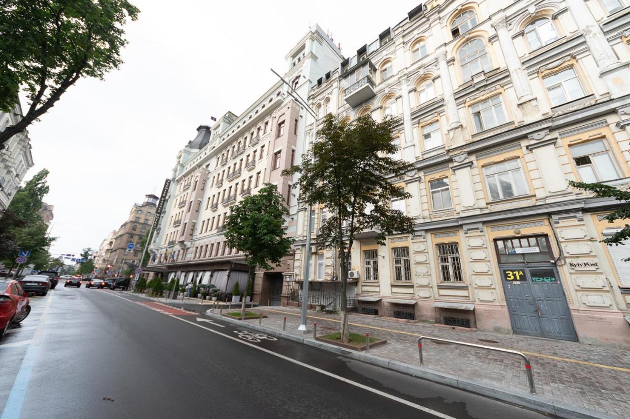 Vip Near Premier Palace & Arena City Kyiv Exterior photo