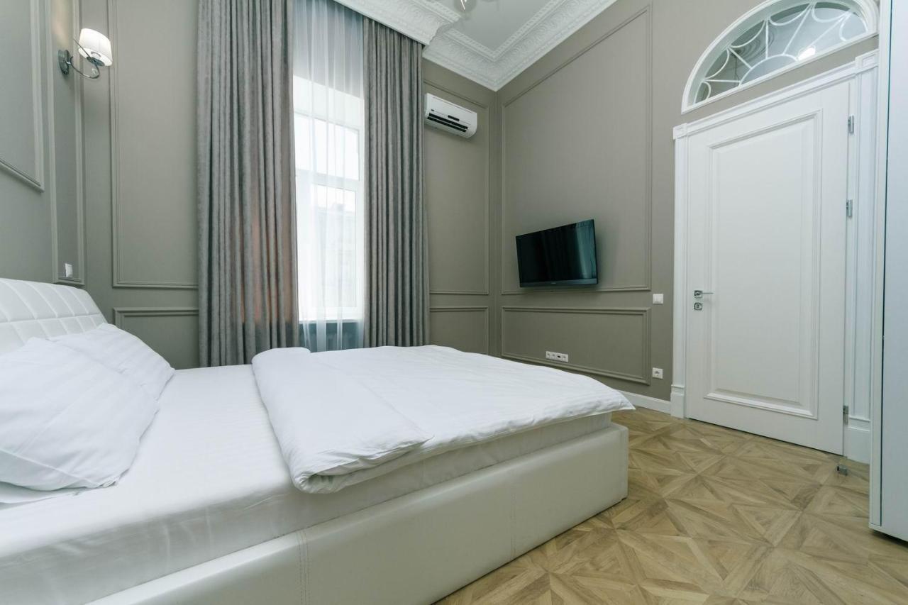 Vip Near Premier Palace & Arena City Kyiv Exterior photo